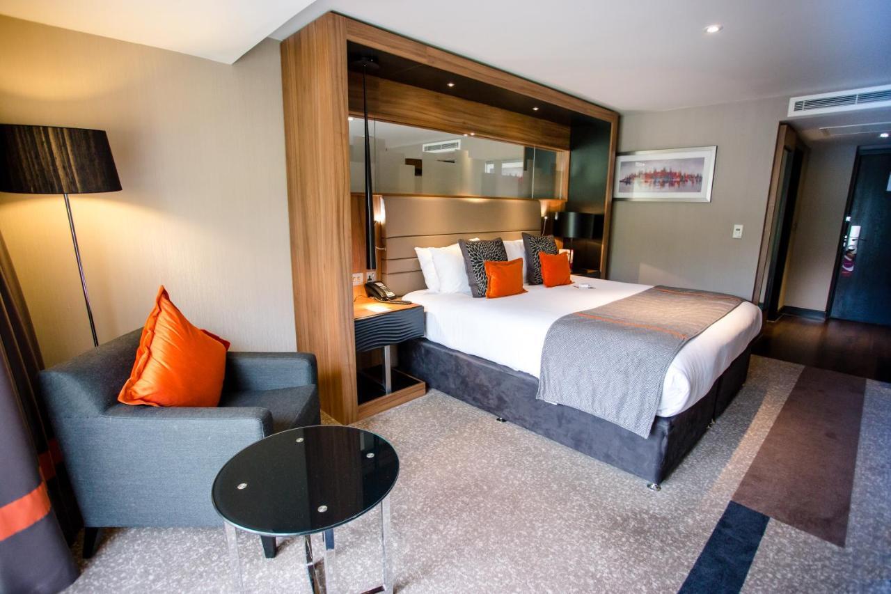 Crowne Plaza Gerrards Cross By Ihg Otel Beaconsfield Dış mekan fotoğraf