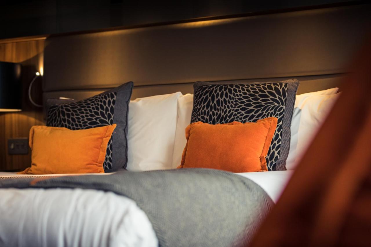 Crowne Plaza Gerrards Cross By Ihg Otel Beaconsfield Dış mekan fotoğraf