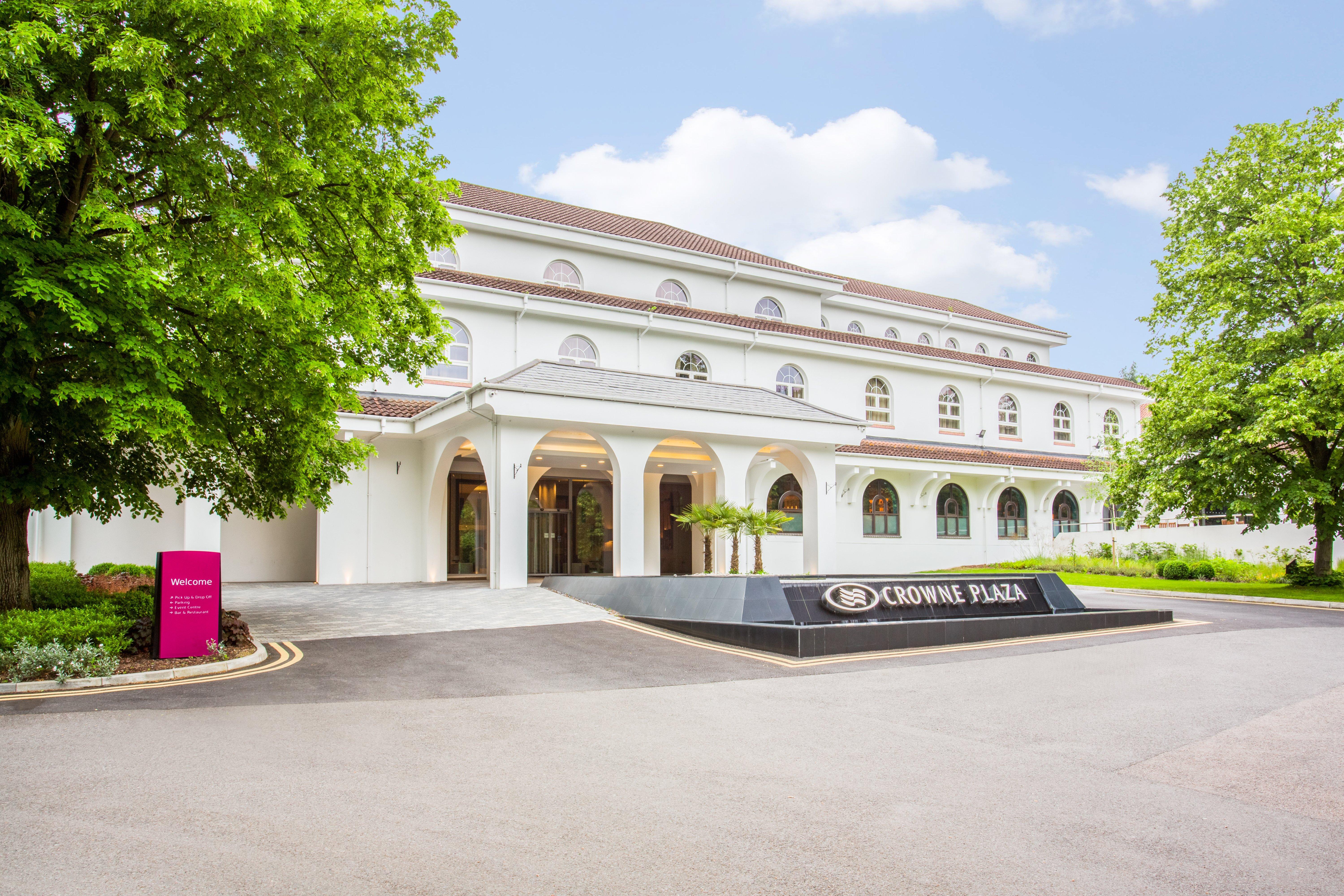 Crowne Plaza Gerrards Cross By Ihg Otel Beaconsfield Dış mekan fotoğraf