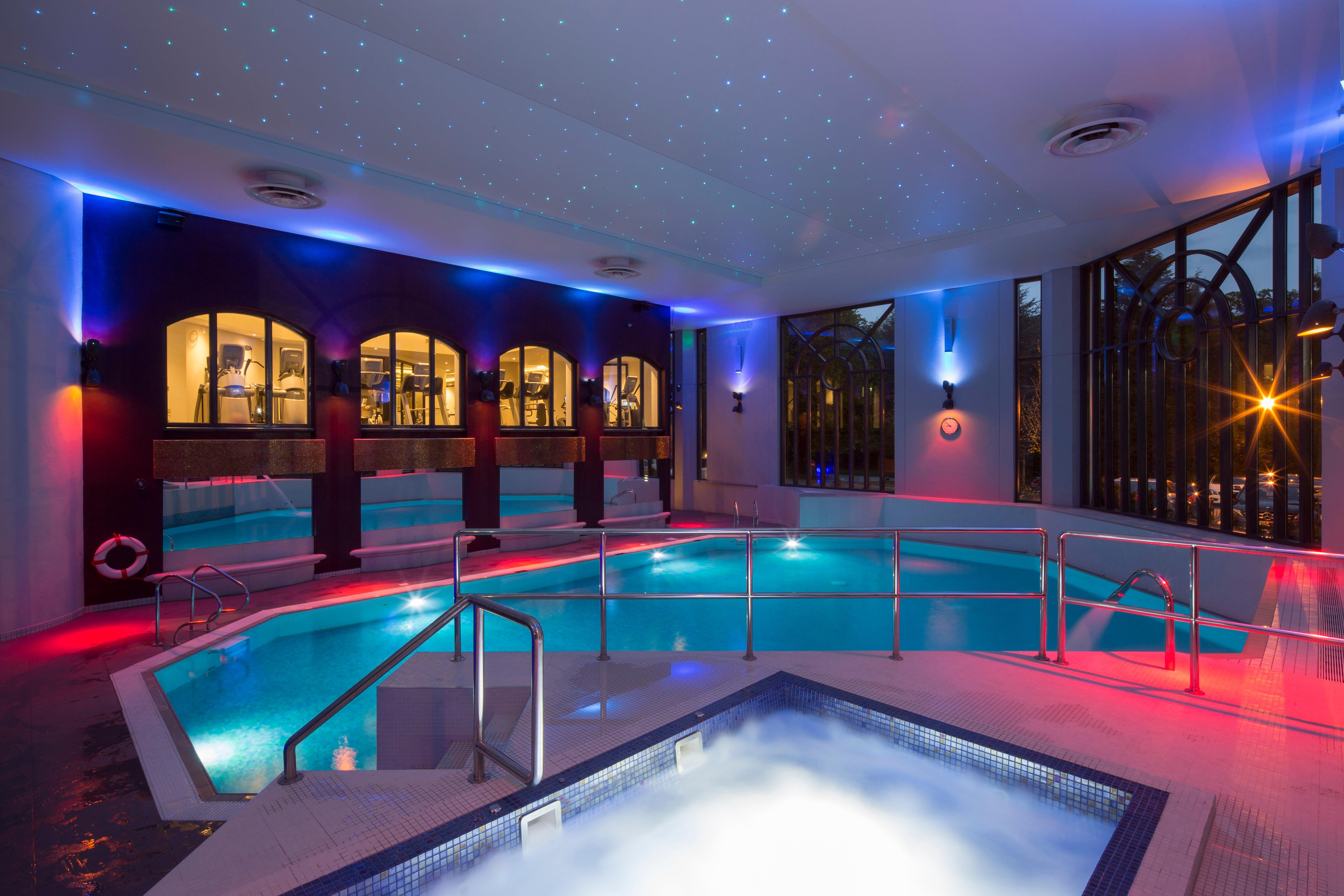 Crowne Plaza Gerrards Cross By Ihg Otel Beaconsfield Dış mekan fotoğraf