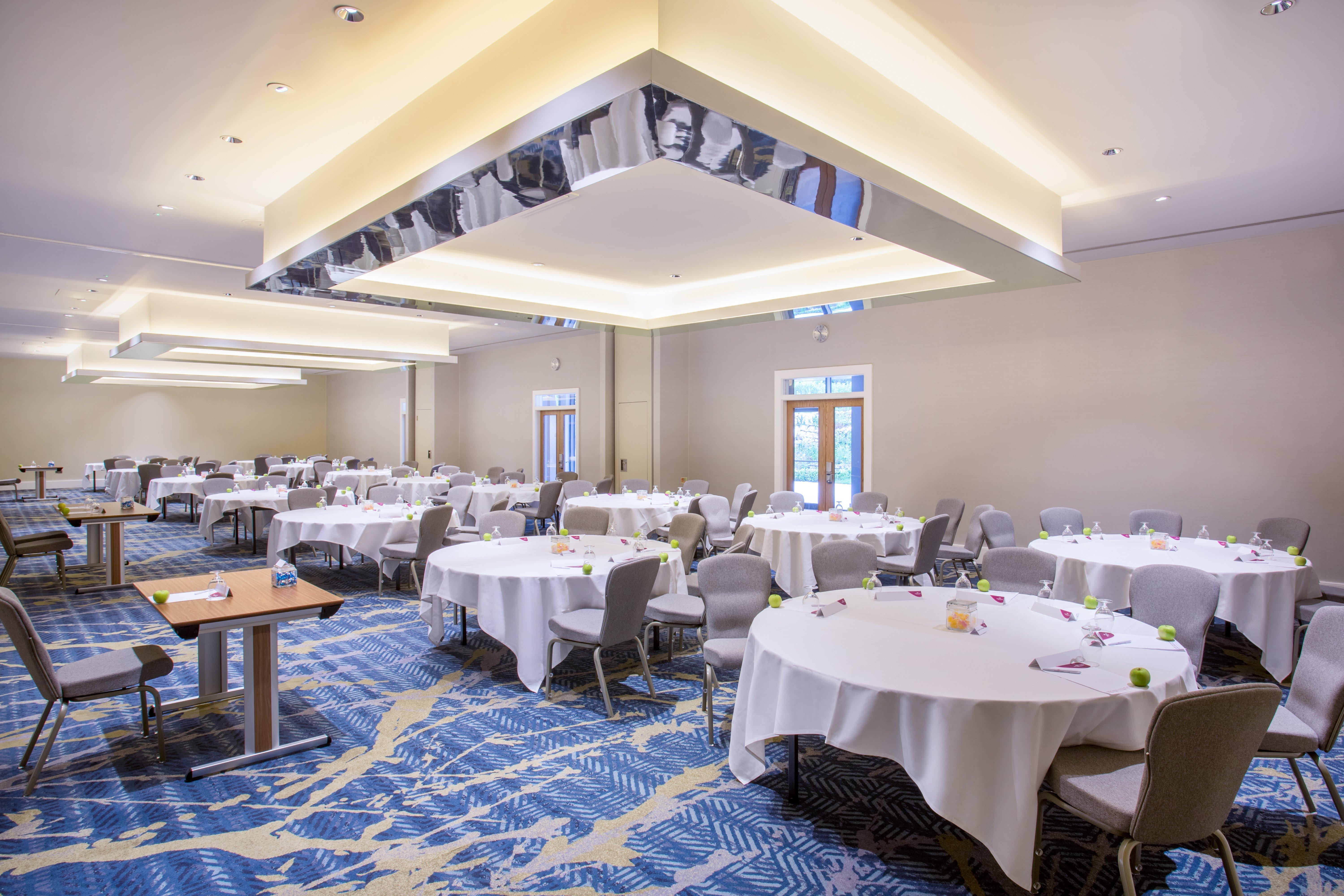 Crowne Plaza Gerrards Cross By Ihg Otel Beaconsfield Dış mekan fotoğraf