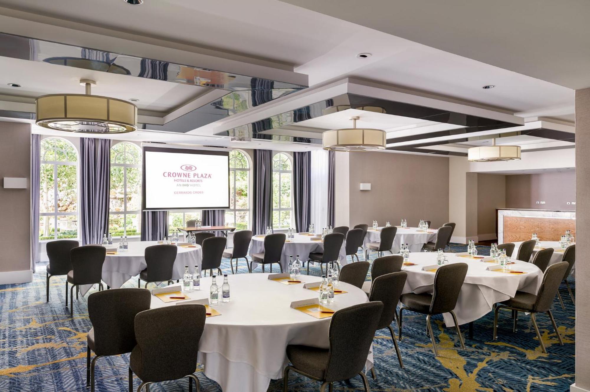Crowne Plaza Gerrards Cross By Ihg Otel Beaconsfield Dış mekan fotoğraf